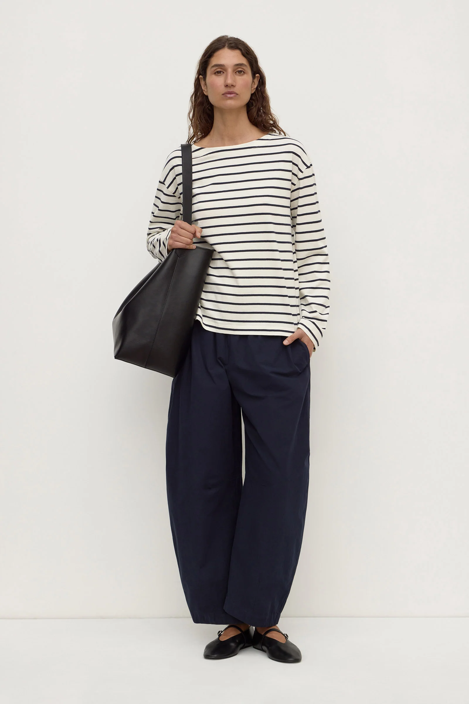 Bonne Long Sleeve Tee - Image 2