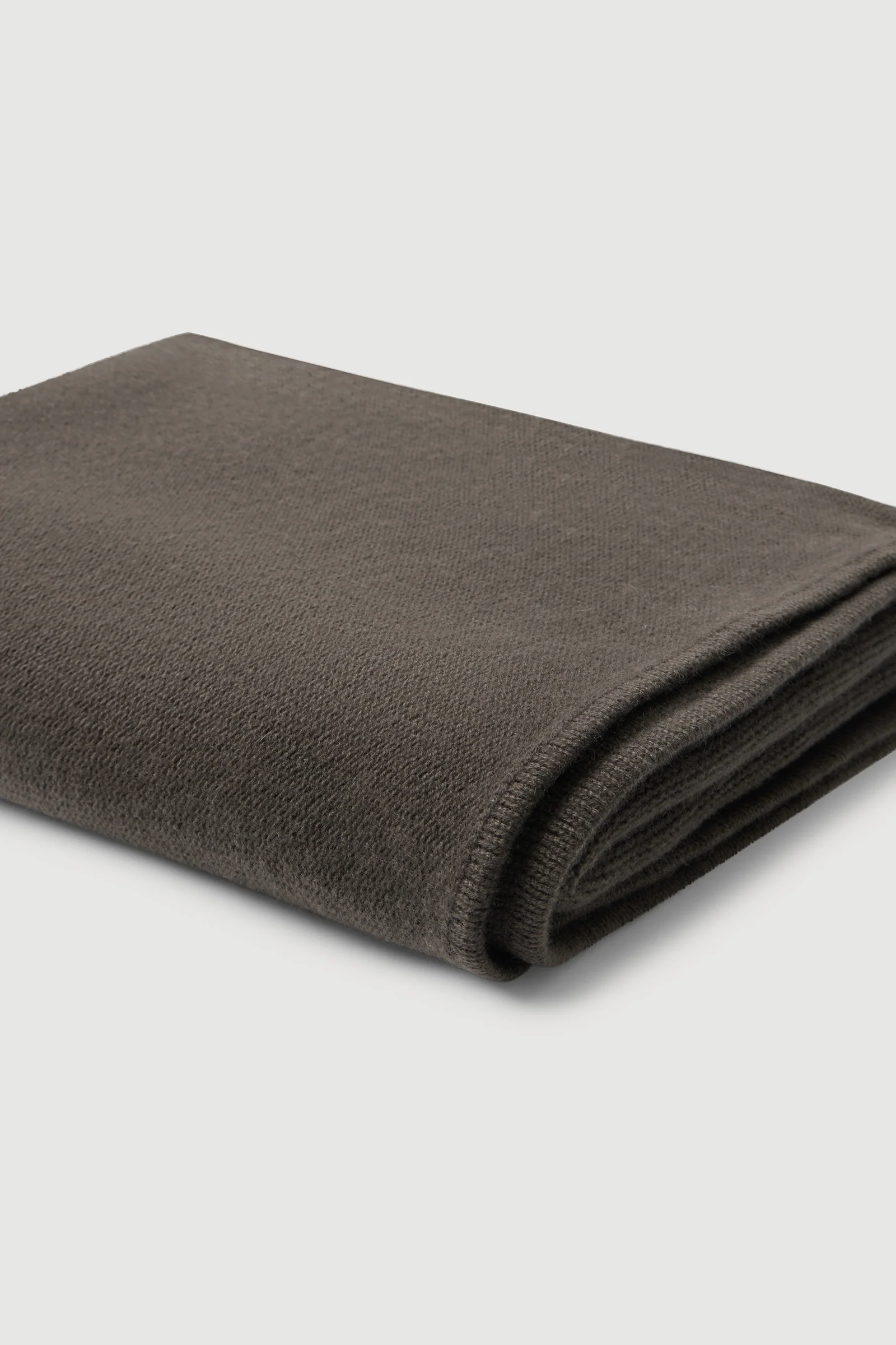 Cashmere Throw - Image 3