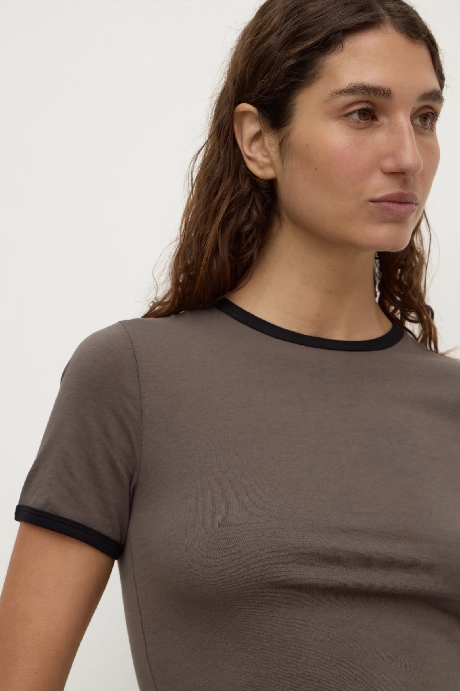 Kourt Contrast Bind Tee - Image 2