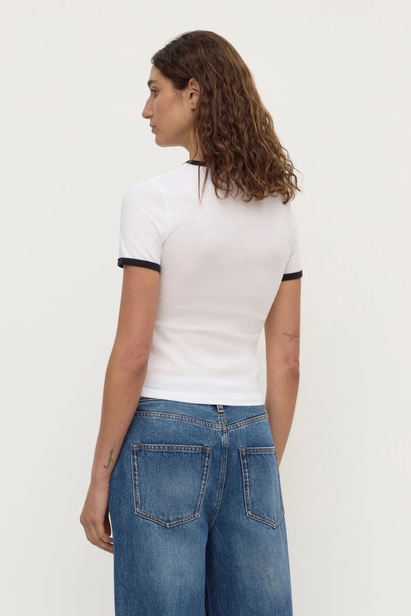 Kourt Contrast Bind Tee - Image 6