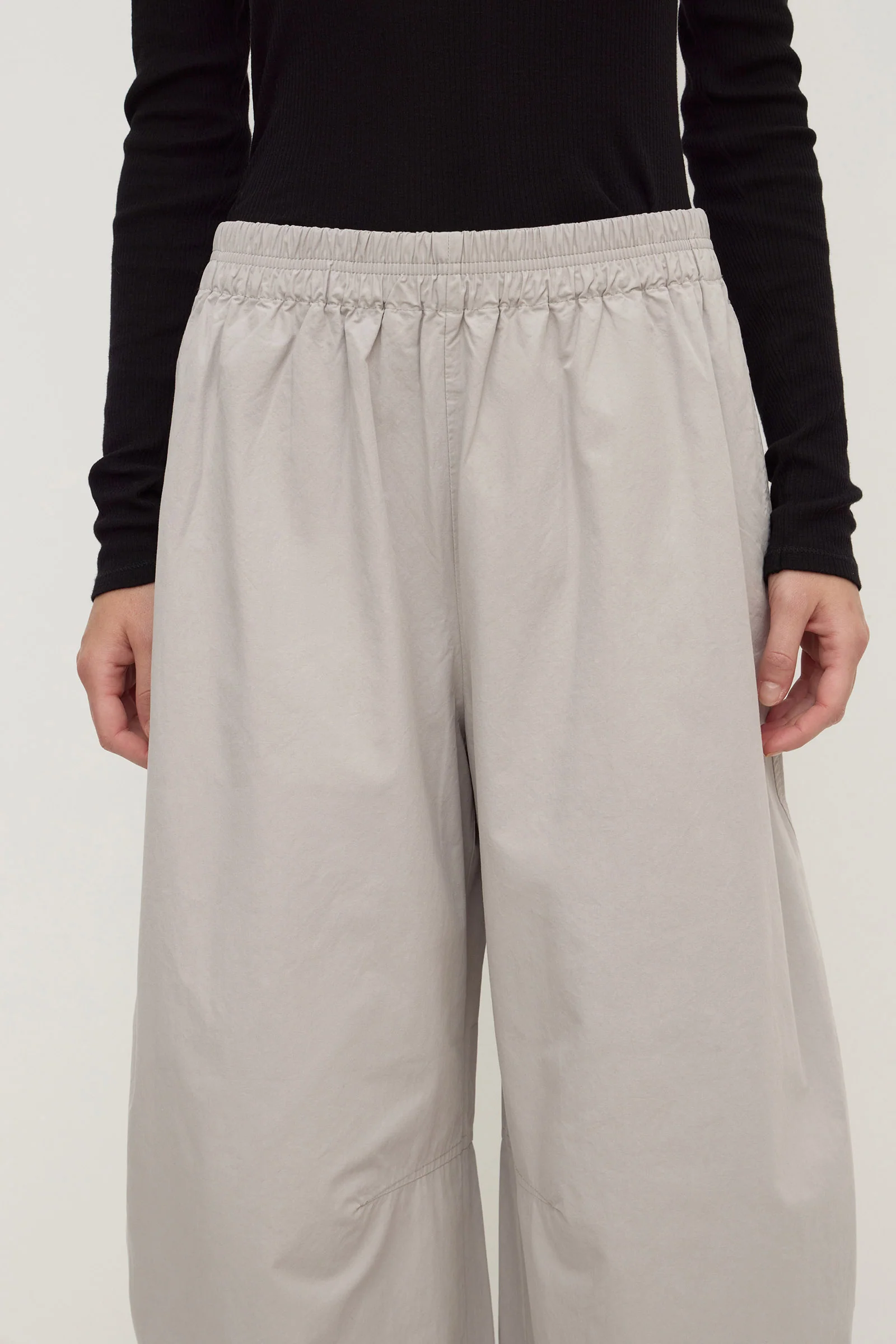 Lola Barrel Pant - Image 5