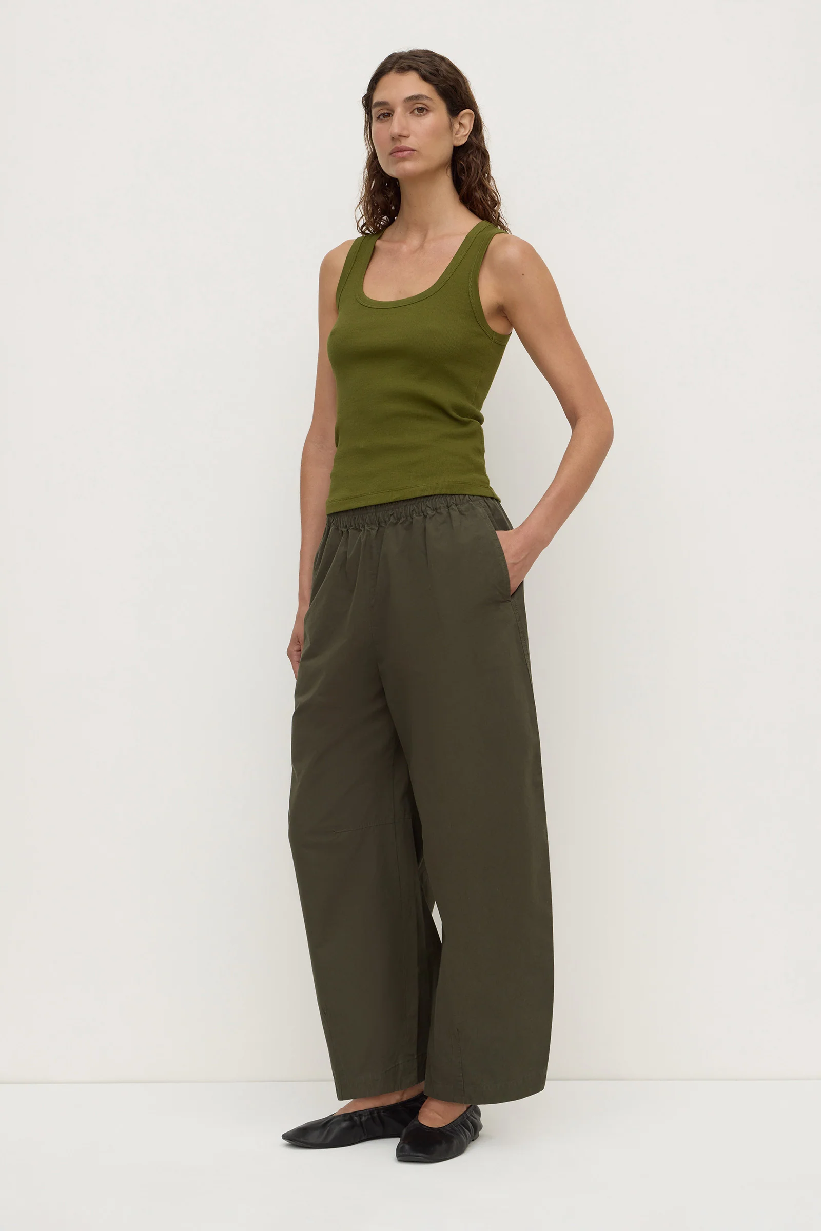 Lola Barrel Pant - Image 4