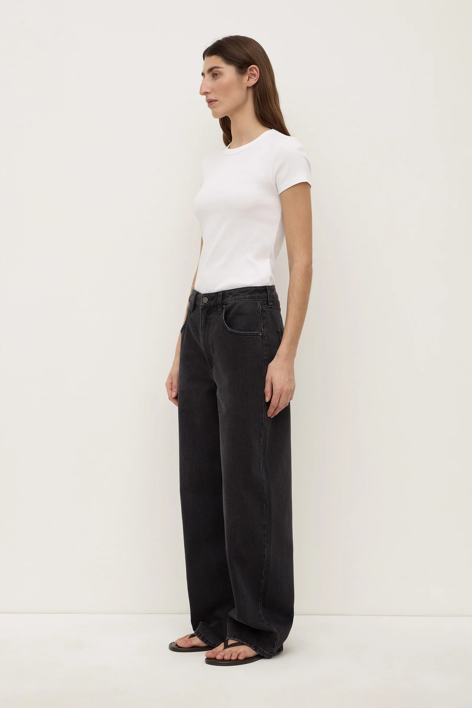 Low Curve Mid Rise Jean - Image 3