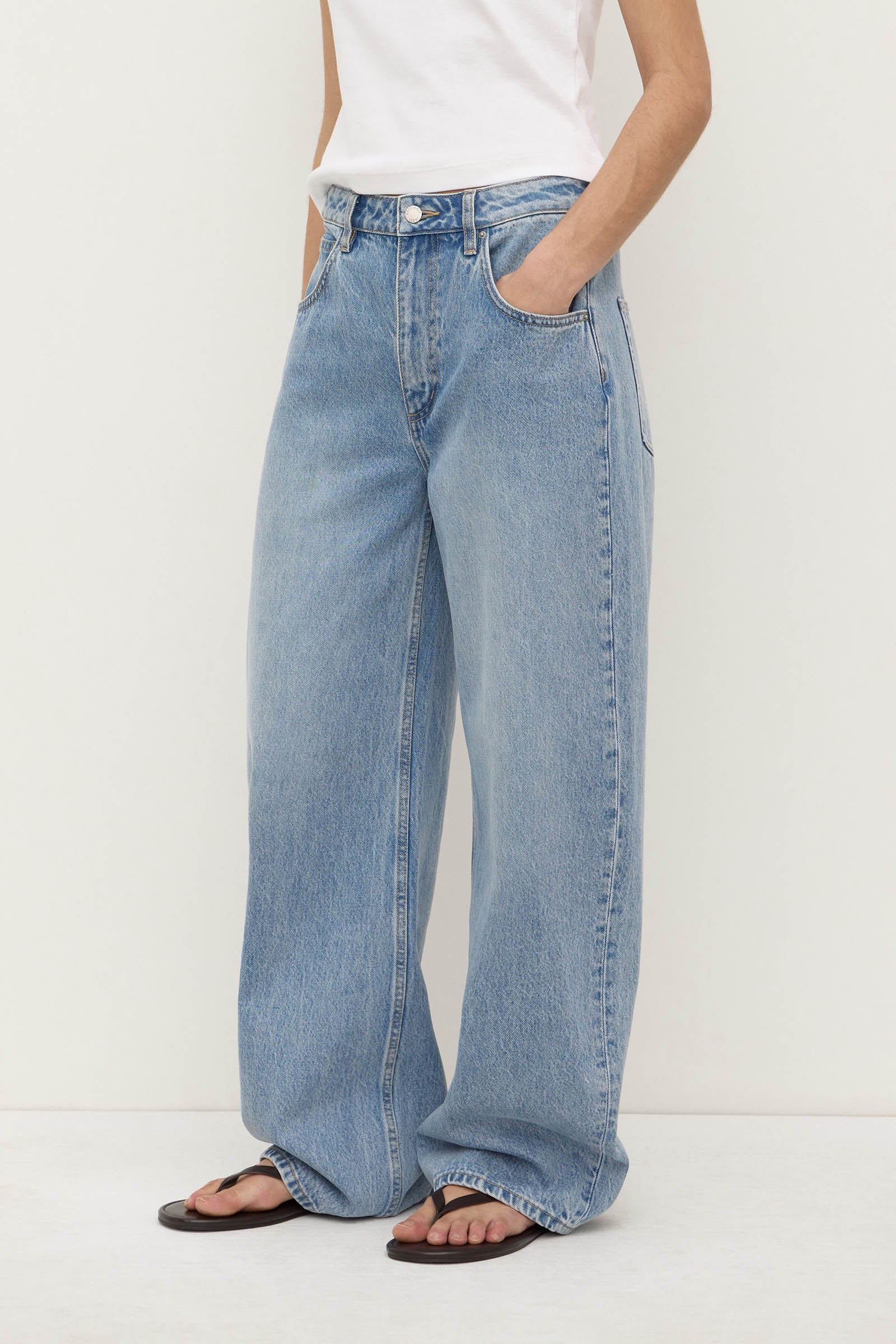 Low Curve Mid Rise Jean - Image 6