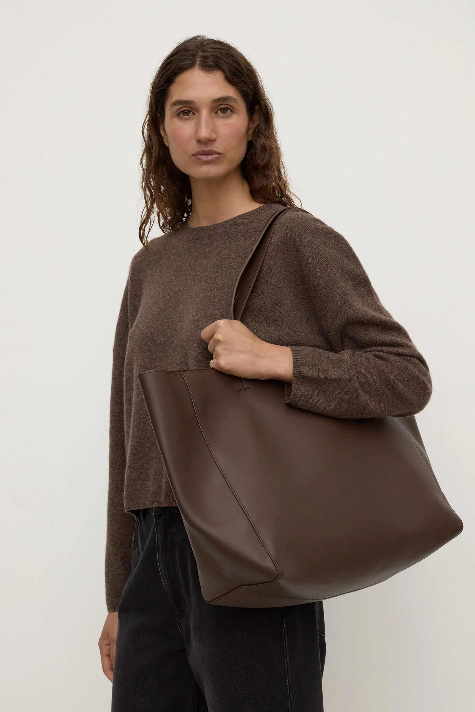 Marina Leather Tote - Image 4