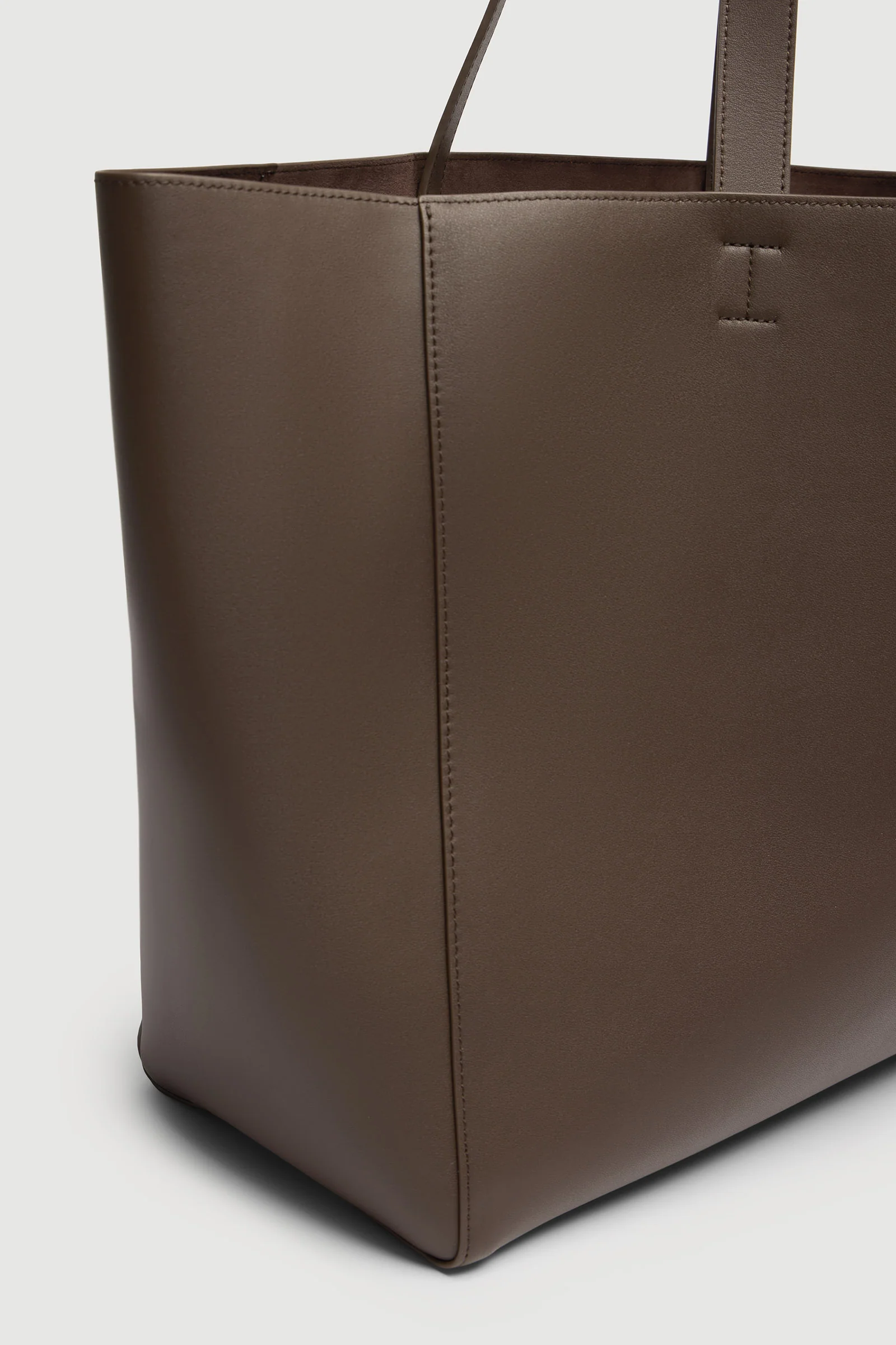 Marina Leather Tote - Image 5