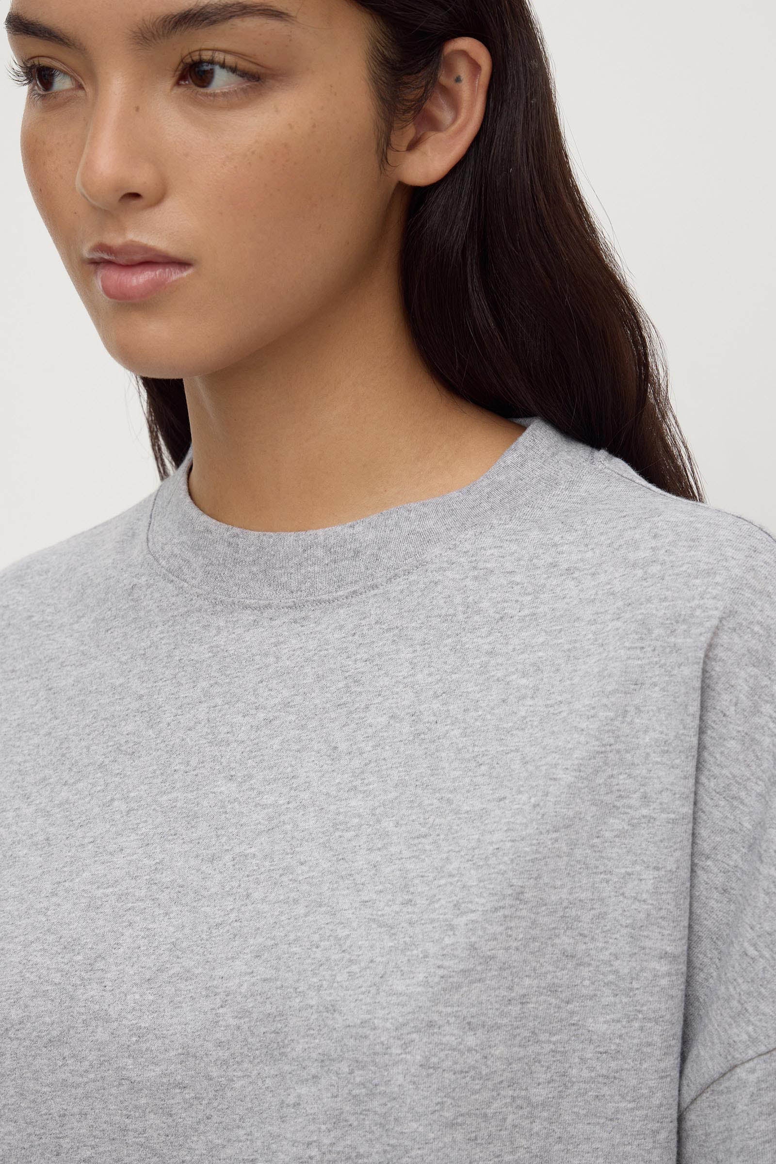 Max Oversized Tee - Image 2