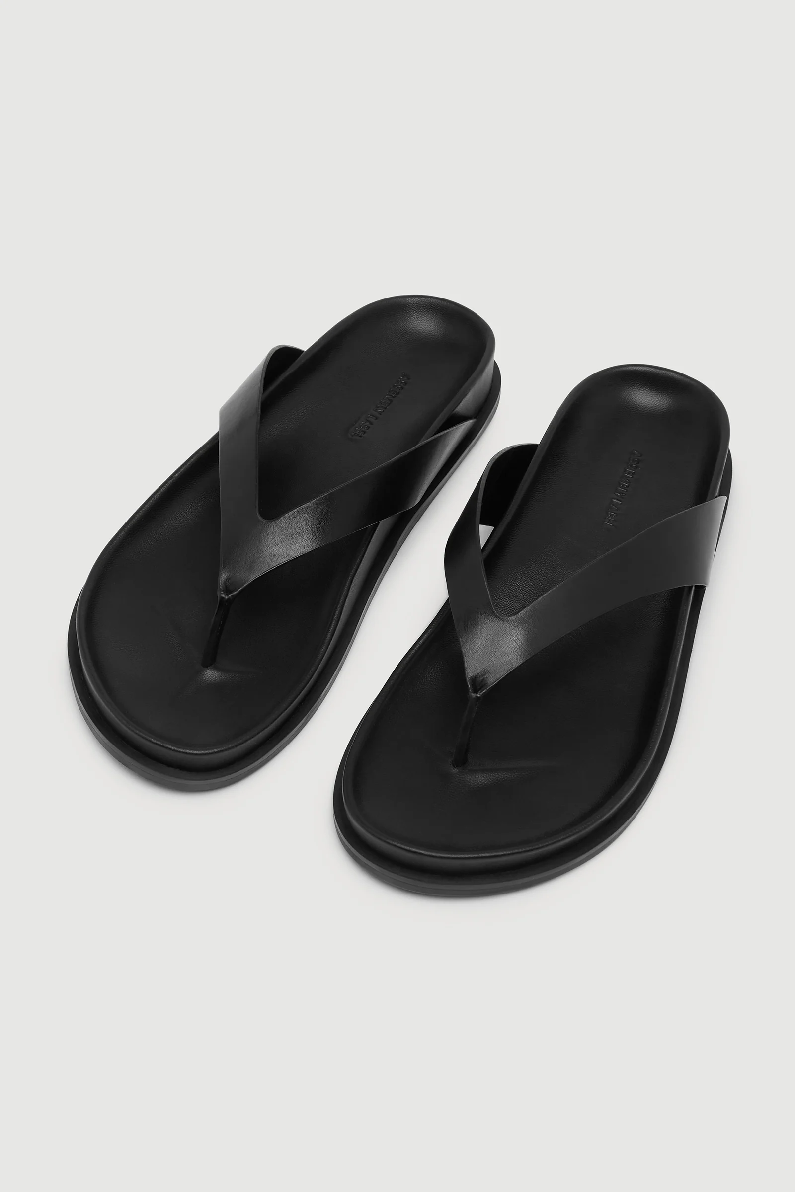 Mela Leather Thong - Image 3