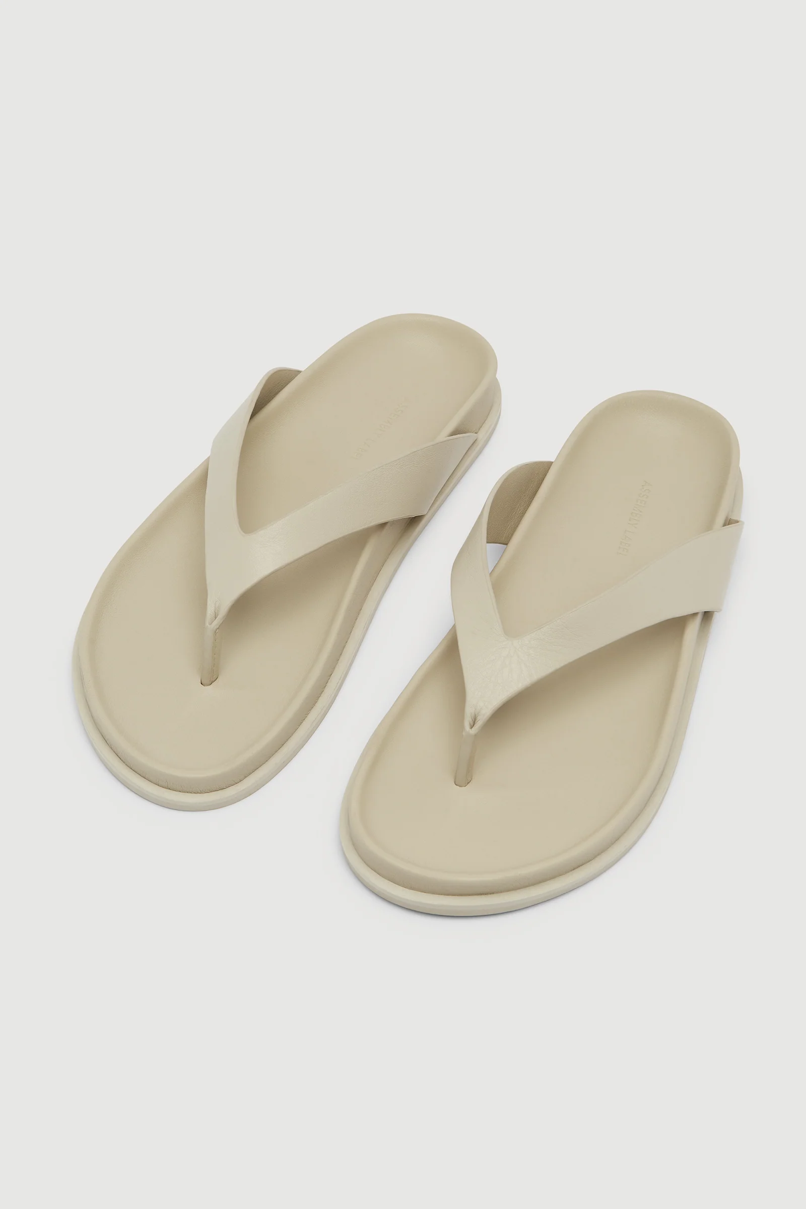 Mela Leather Thong - Image 3