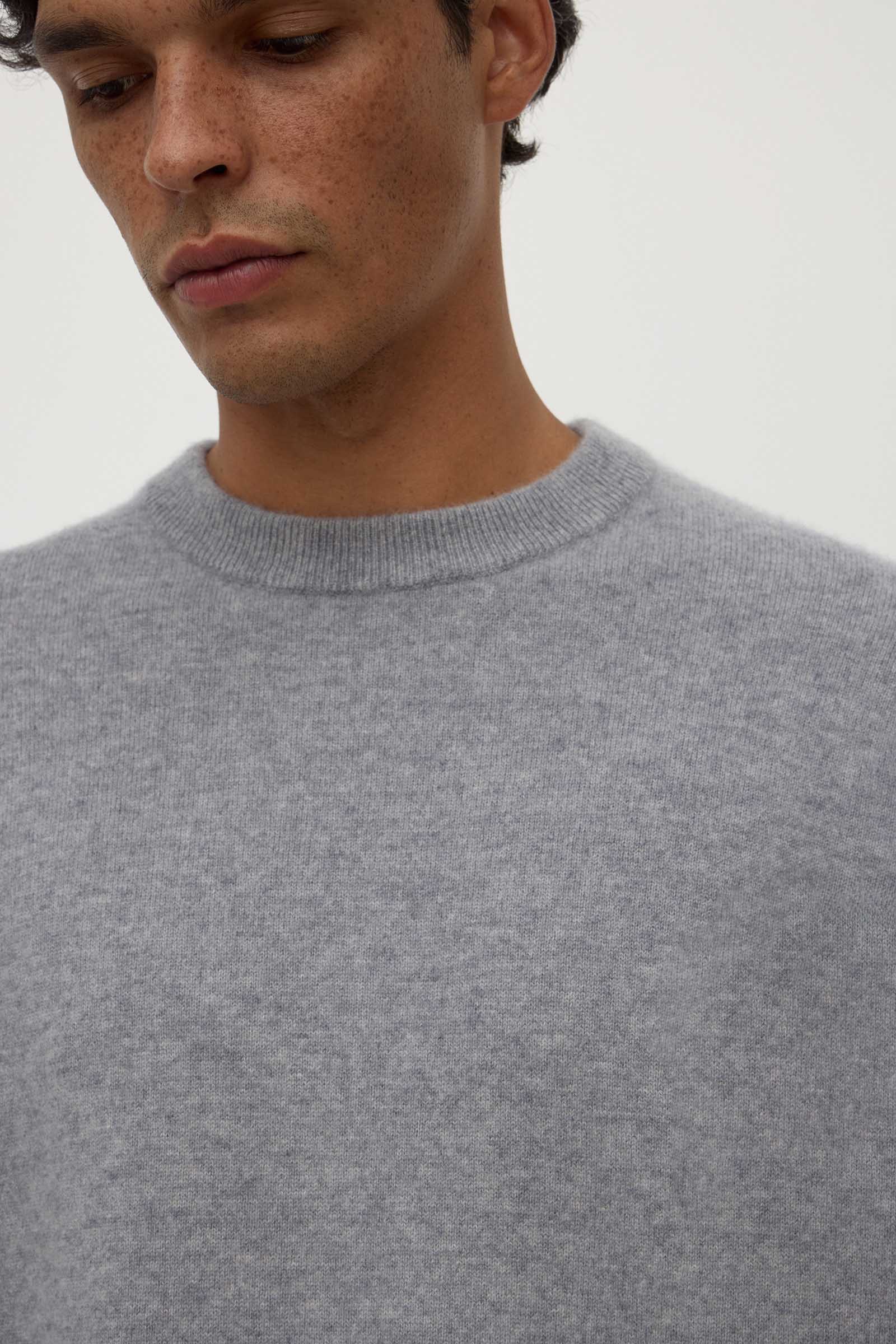 Cashmere Crew Neck Knit - Image 2
