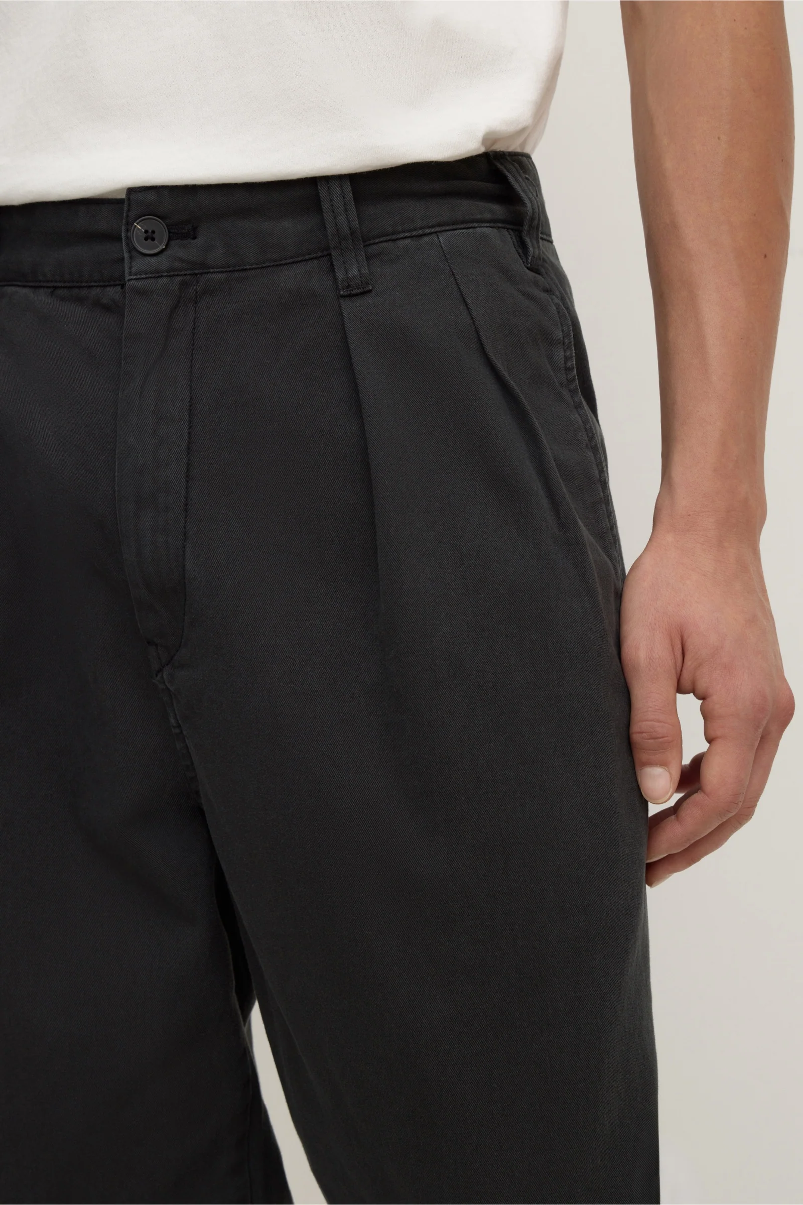 Miles Pleated Chino - Image 6