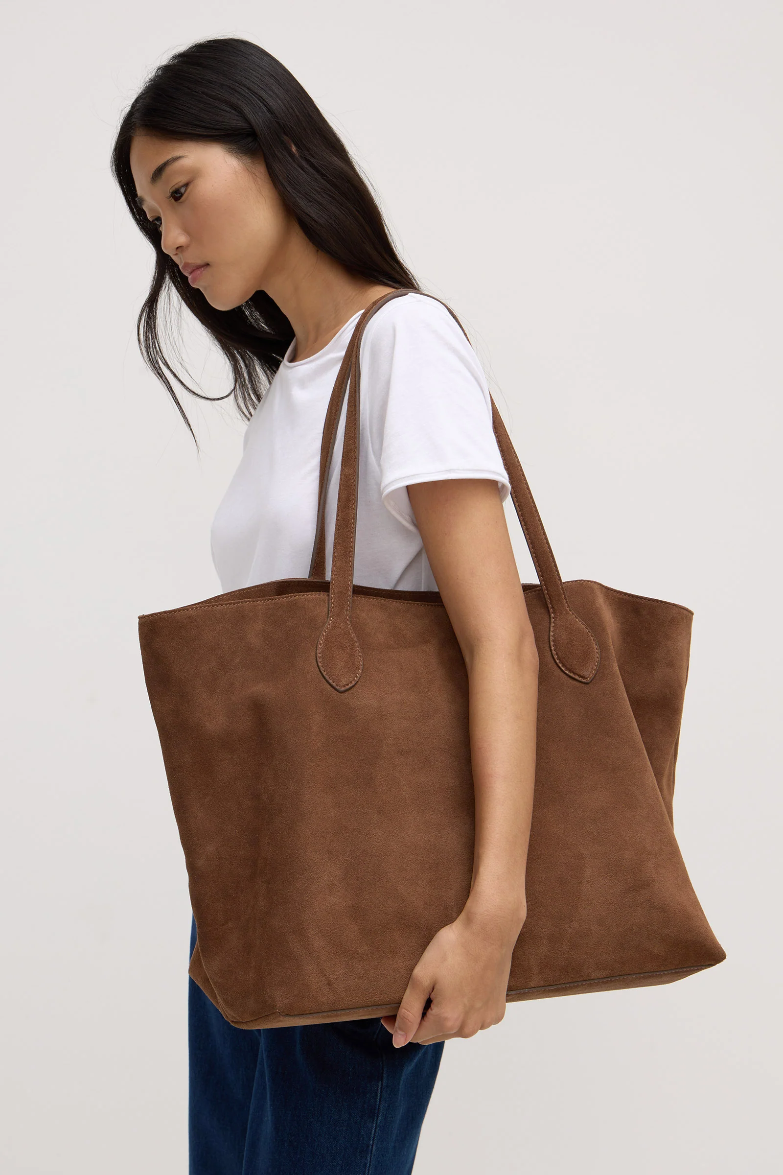 Olivia Suede Tote Bag - Image 2