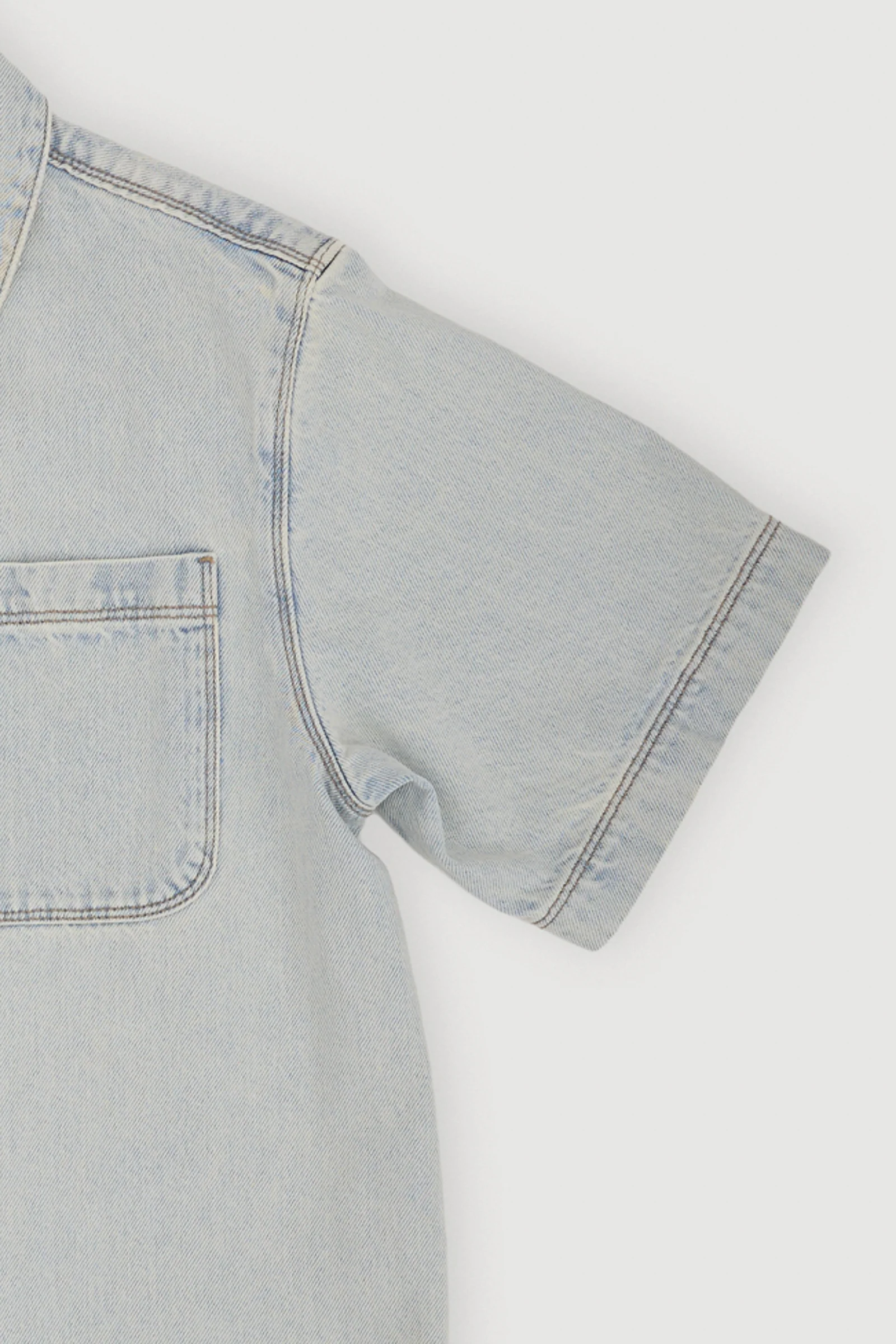 Re-Worn Womens Denim Short Sleeve Shirt - Image 2