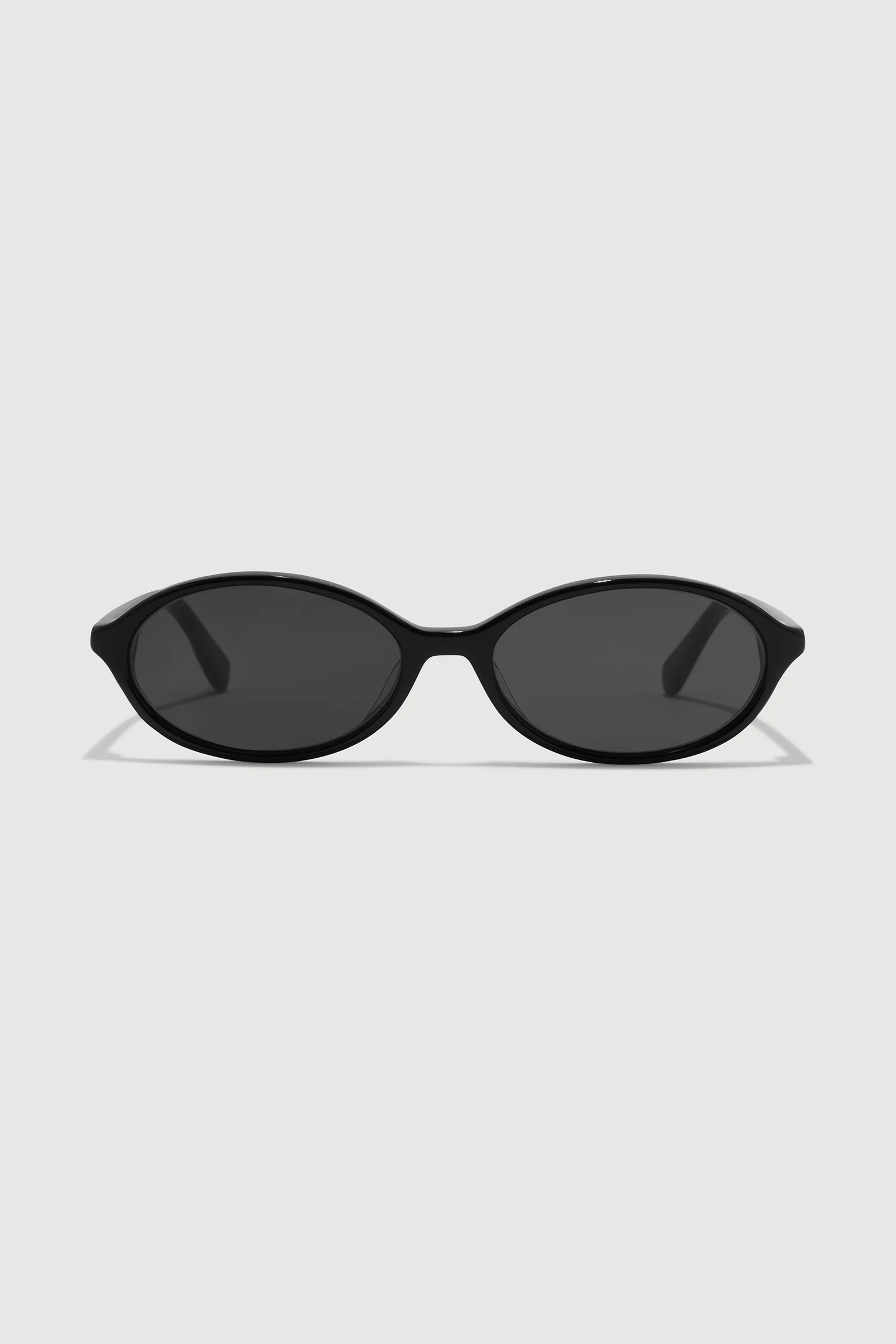 Slim Oval Frame