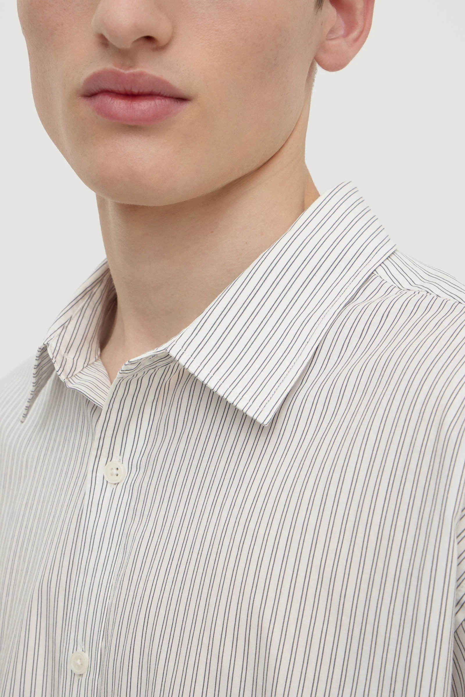 Veda Stripe Shirt - Image 2