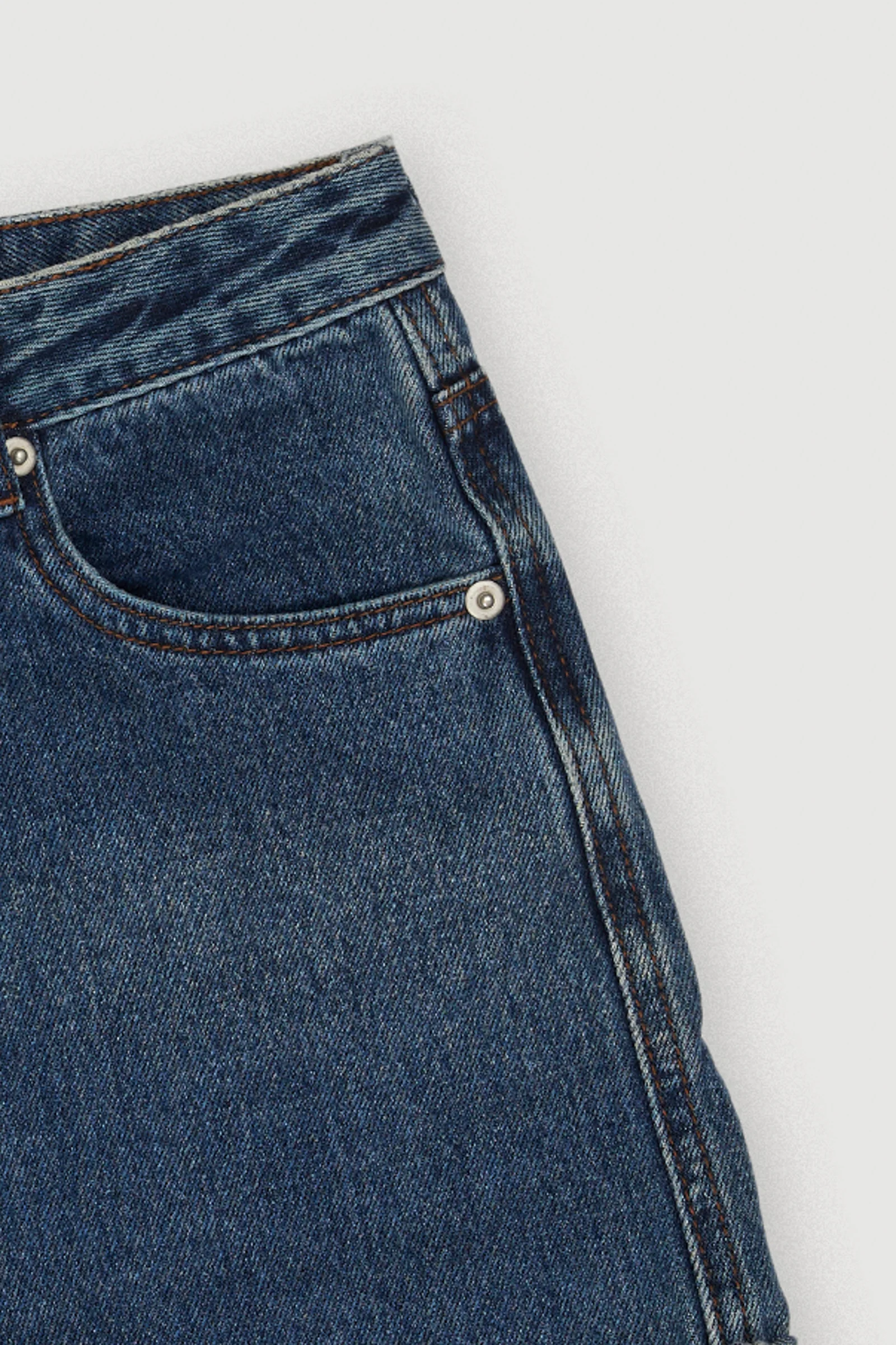 Re-Worn Womens Denim Vintage Short - Image 2